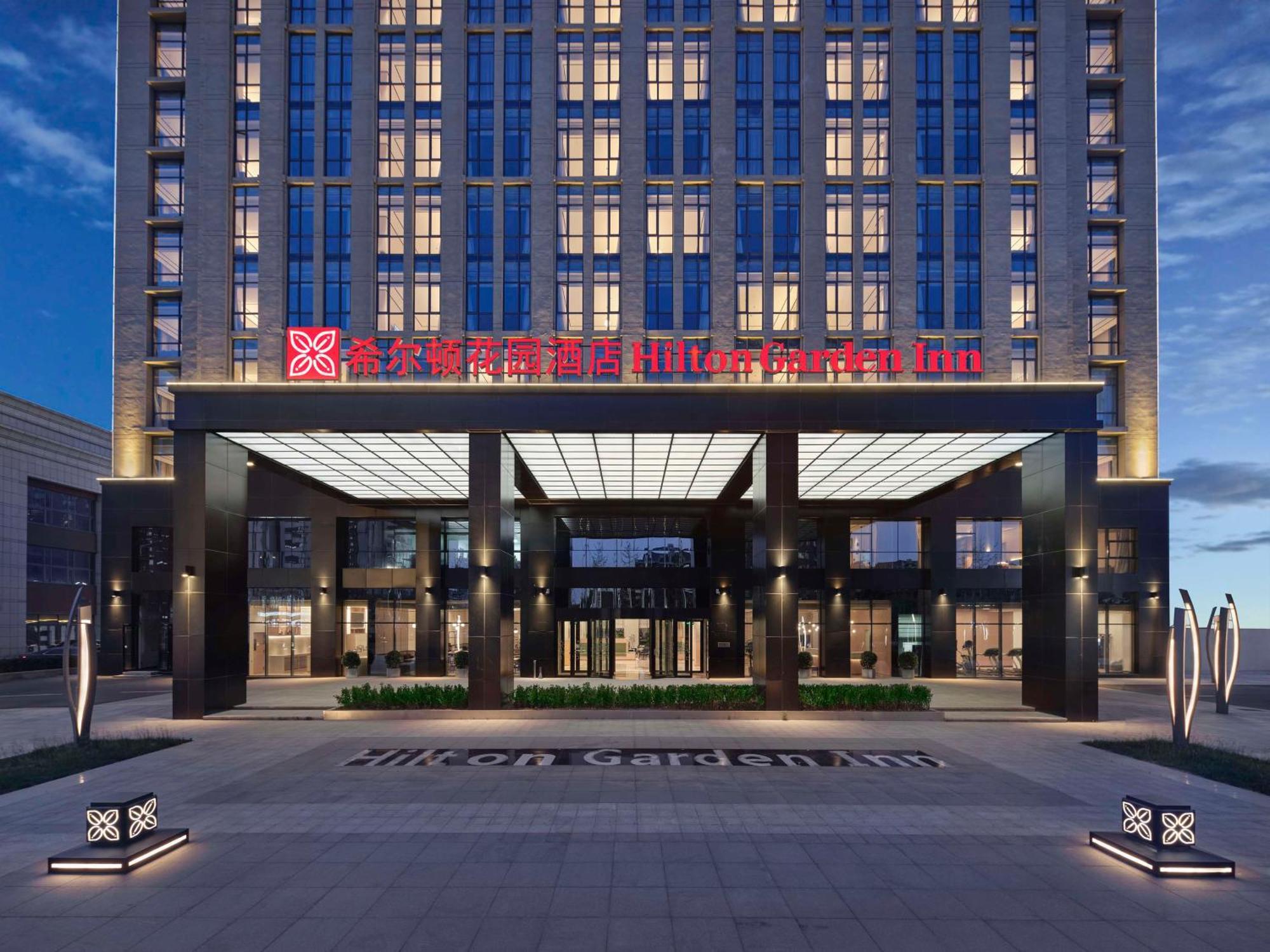 Hilton Garden Inn Tianjin Huayuan Ngoại thất bức ảnh